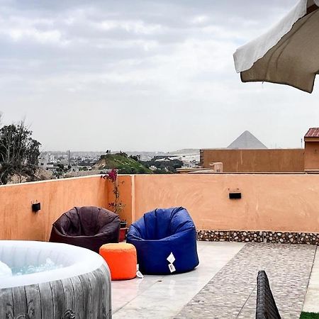 Boho Getaway With Pyramids View & Jacuzzi Apartment Giza Exterior photo