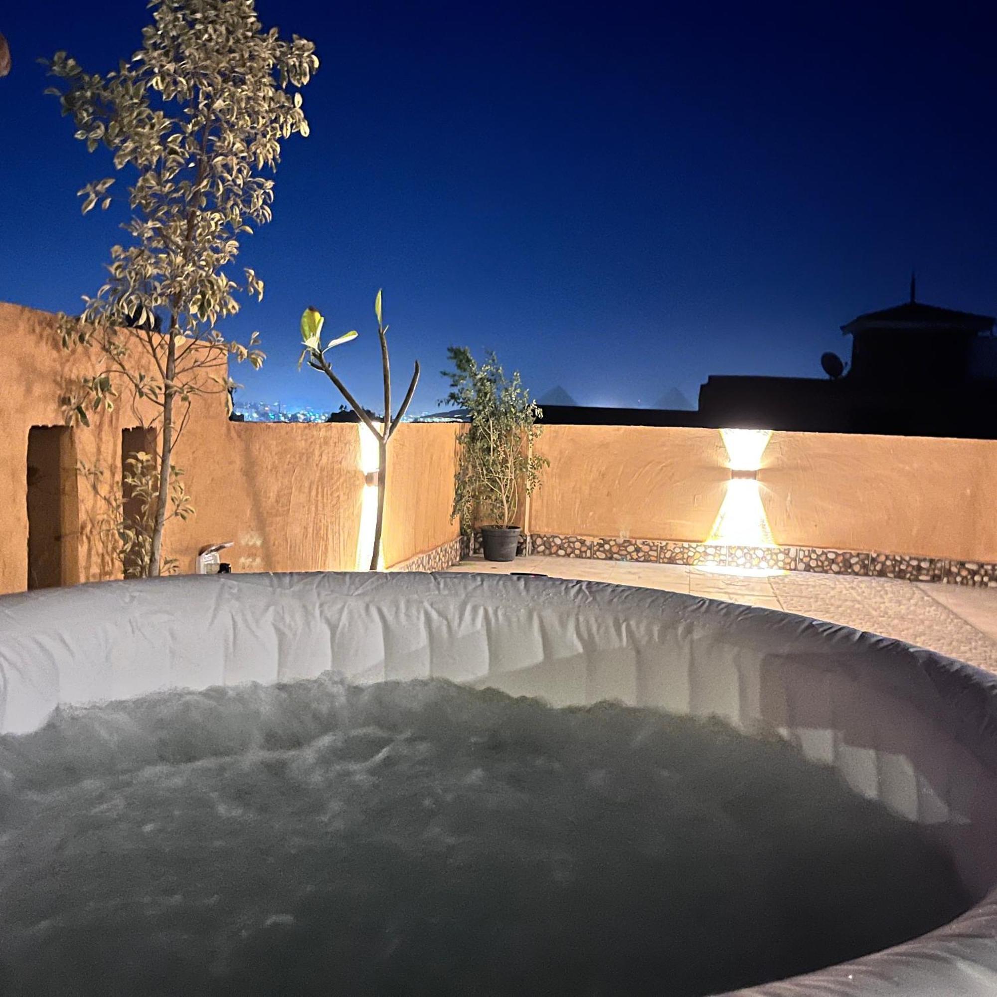 Boho Getaway With Pyramids View & Jacuzzi Apartment Giza Exterior photo