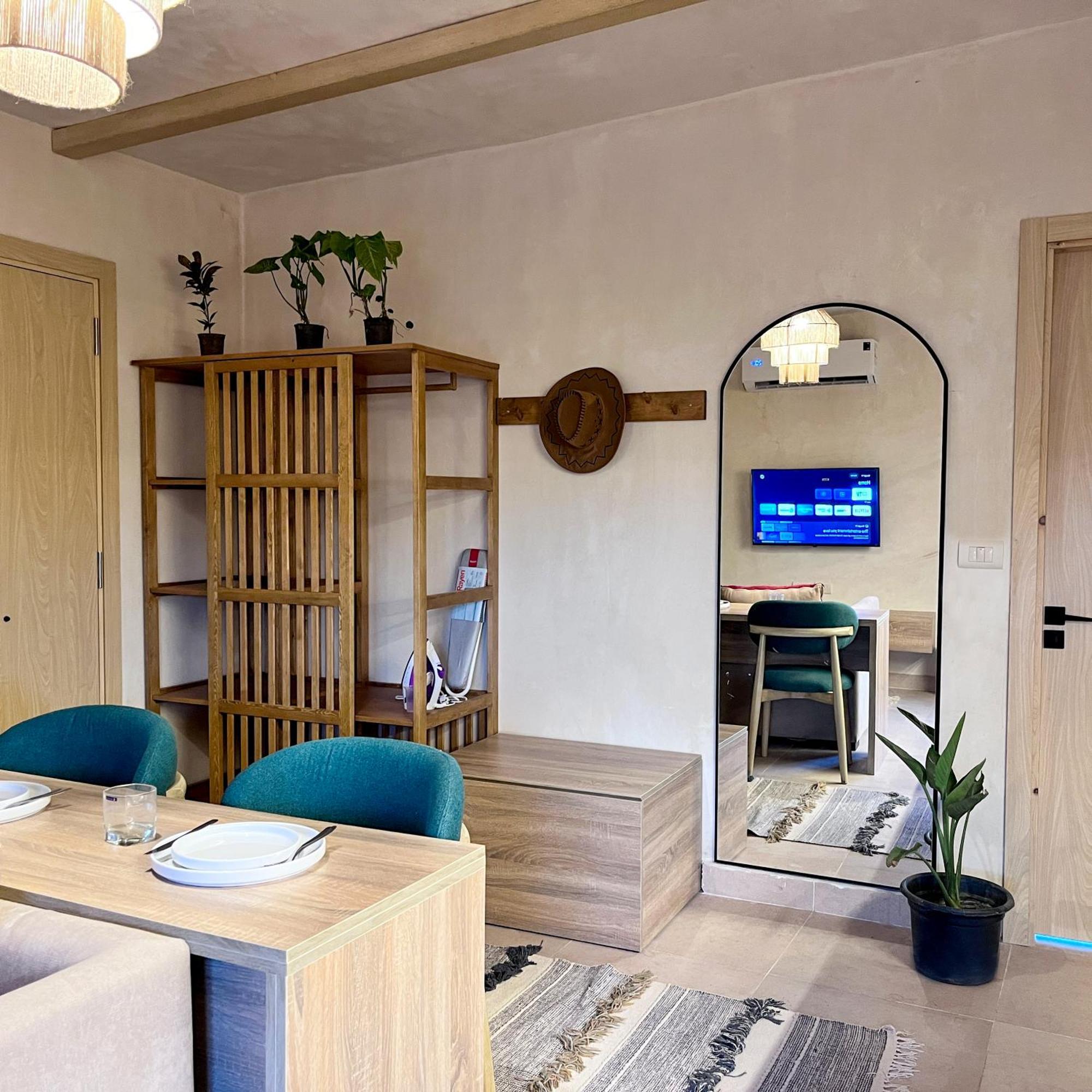 Boho Getaway With Pyramids View & Jacuzzi Apartment Giza Exterior photo